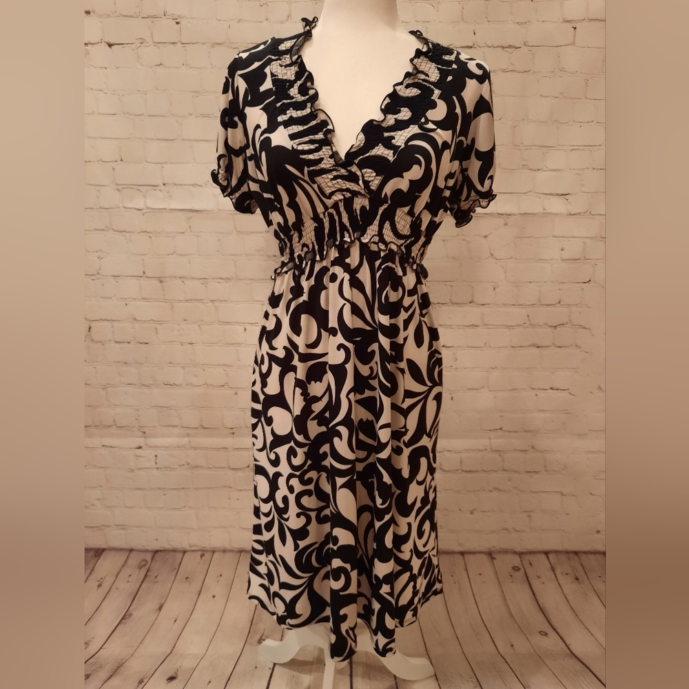 Black & white demask print casual dress-Enfocus Studio-size 8